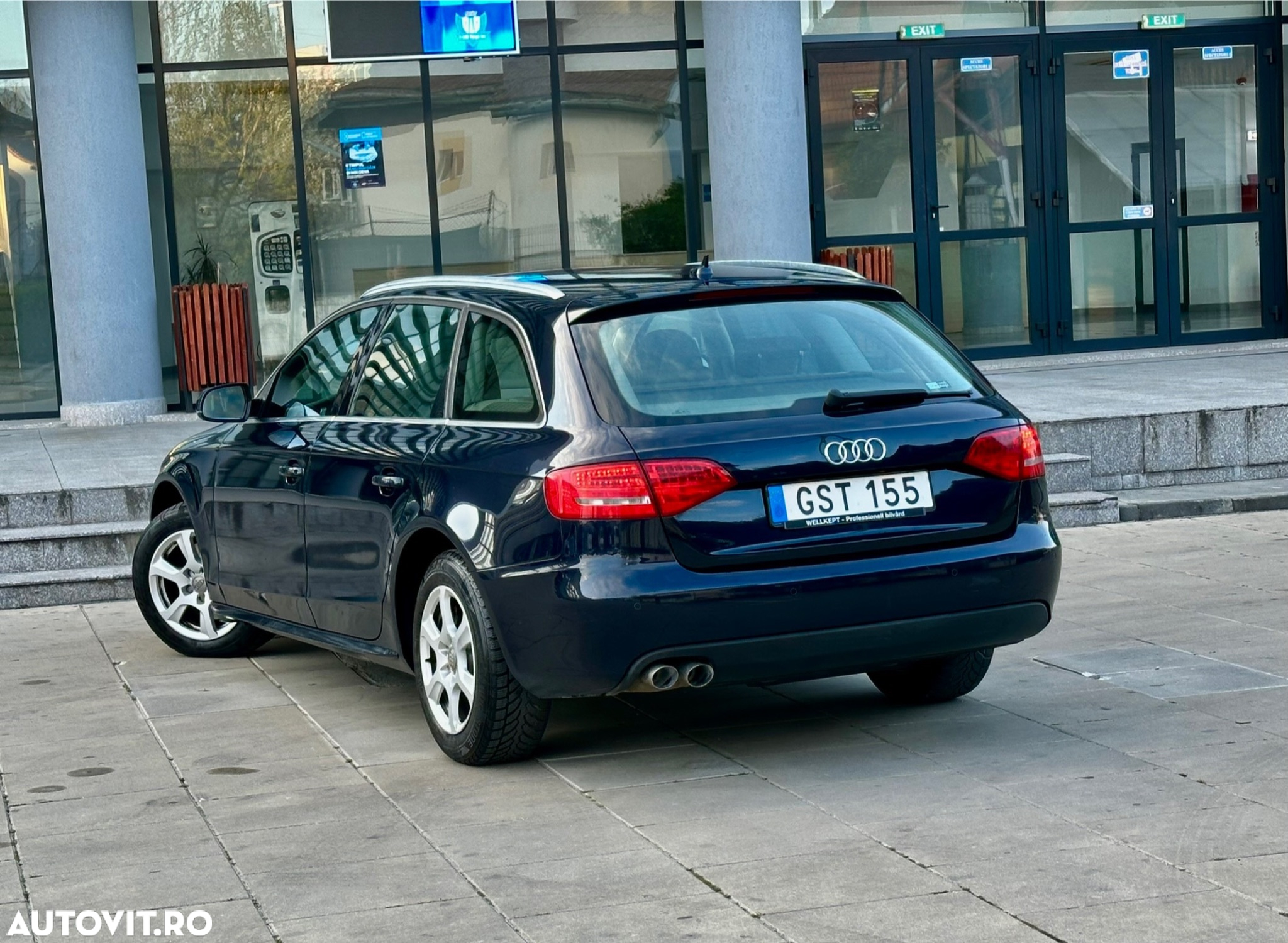 Audi A4 Avant 2.0 TDI DPF multitronic Ambiente - 3