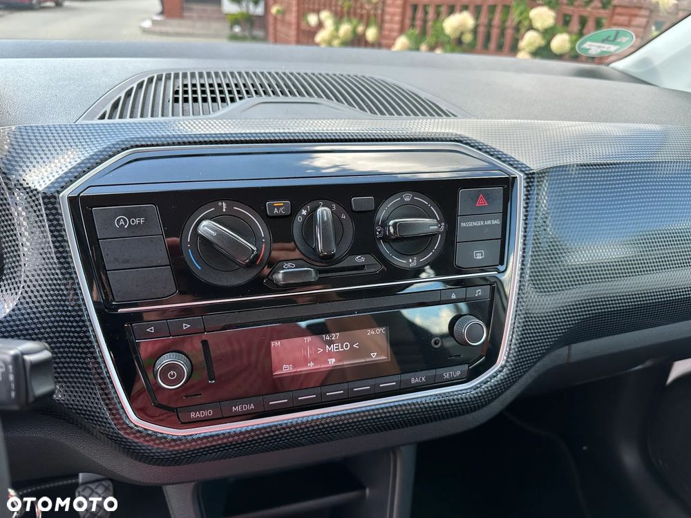 Volkswagen up! - 12