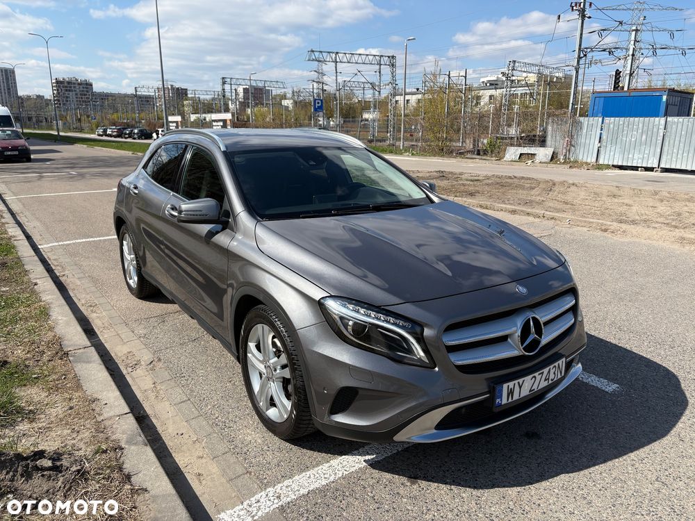 Mercedes-Benz GLA 250 4-Matic - 7