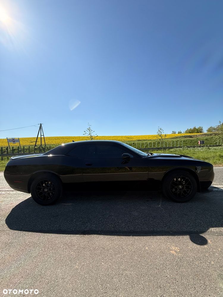 Dodge Challenger 5.7 R/T - 4