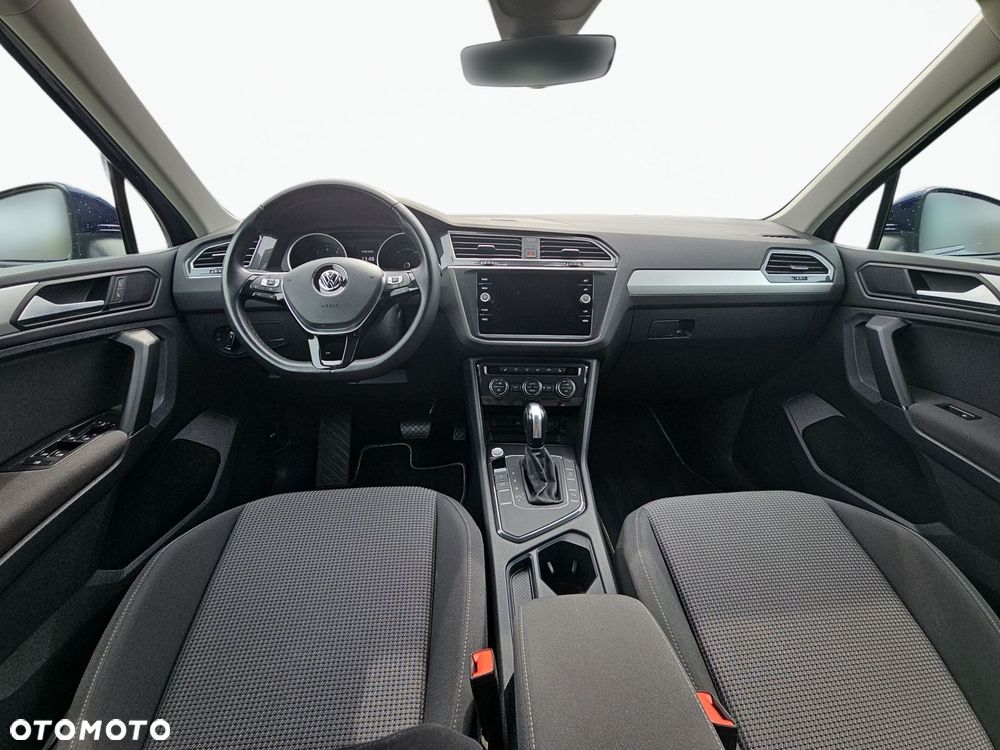 Volkswagen Tiguan - 23