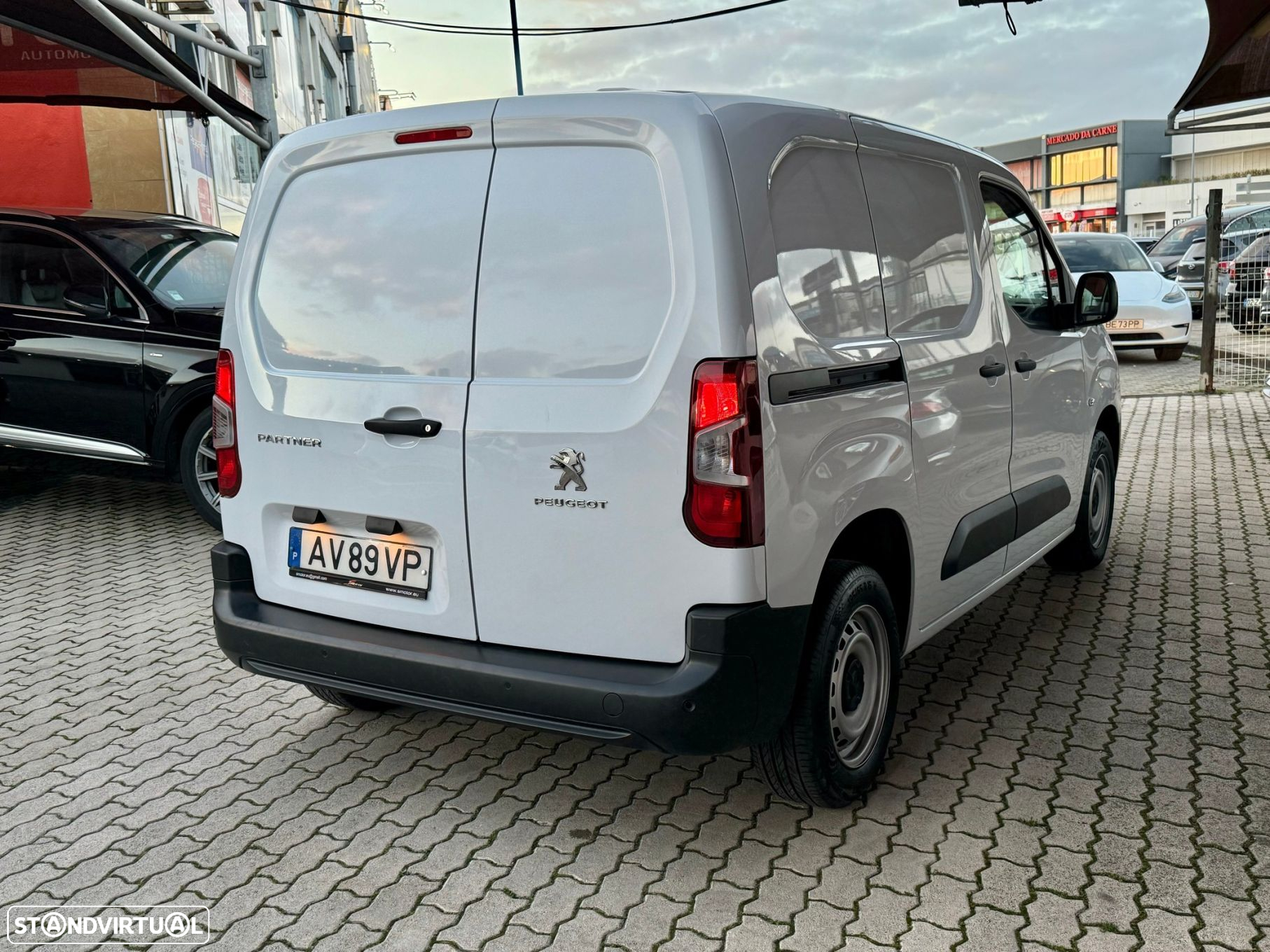 Peugeot Partner 1.5 BlueHDi Premium Standard - 4