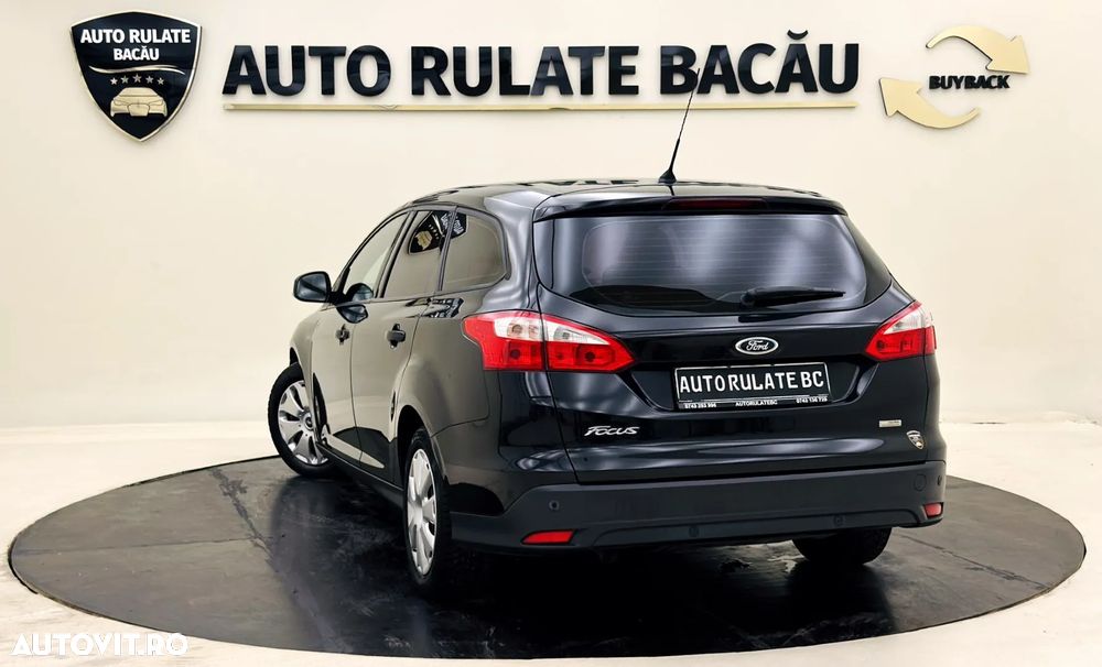 Ford Focus - 7