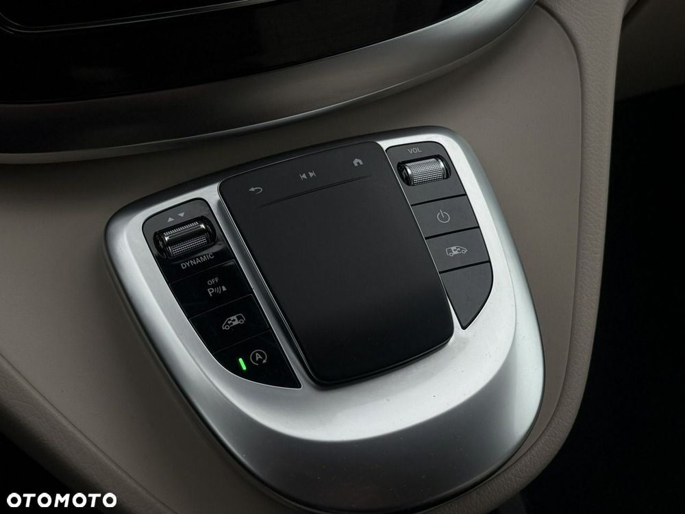 Mercedes-Benz Klasa V 250 d extralang 9G-TRONIC Special Edition Avantgarde - 33