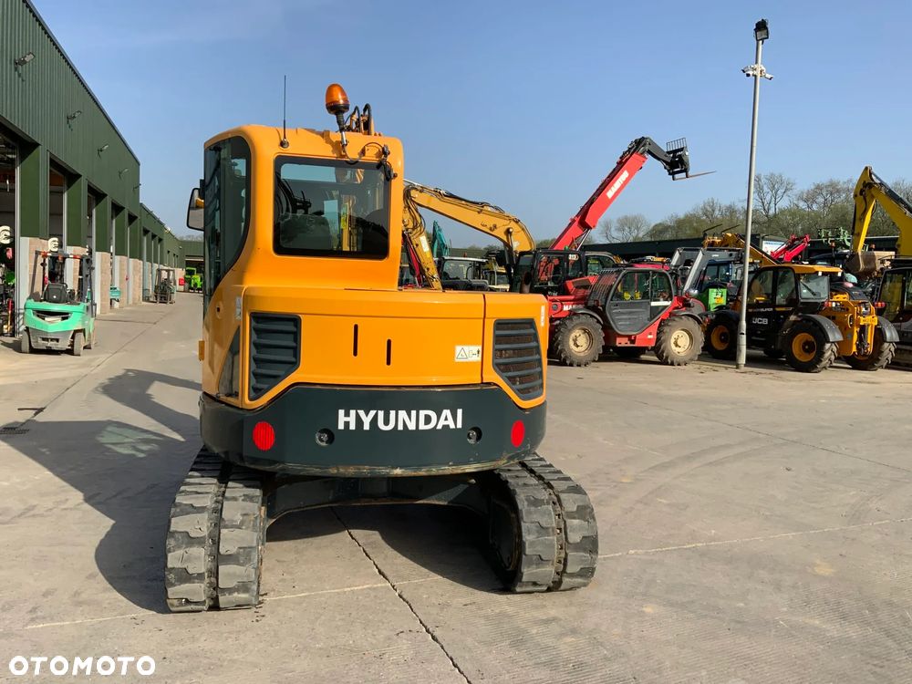 Hyundai R80 CR-9A - 8