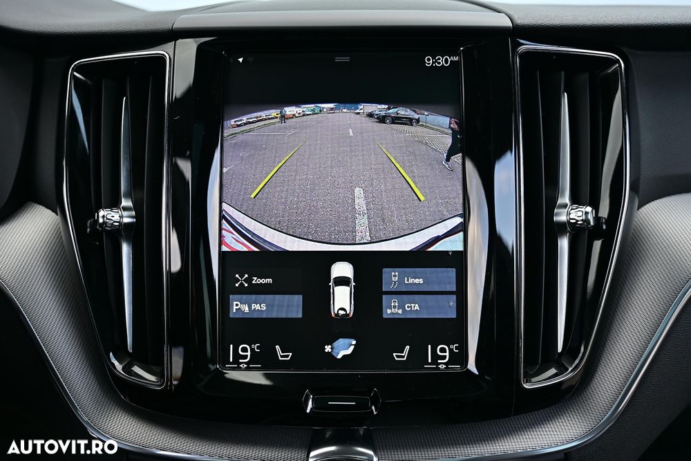 Volvo XC 60 T6 AWD Geartronic RDesign - 34