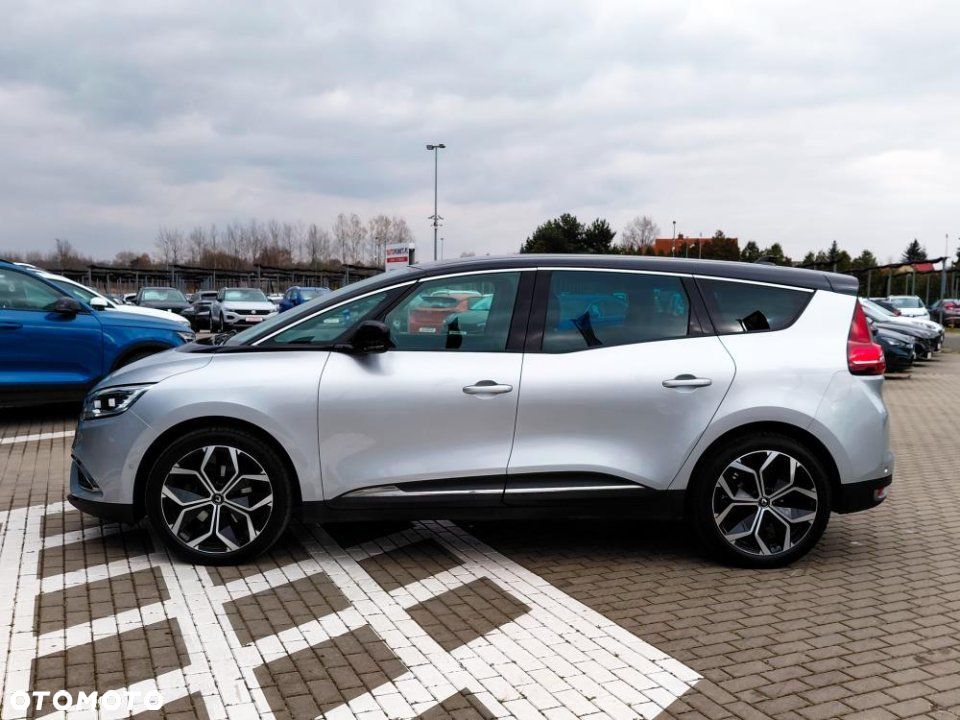 Renault Grand Scenic - 2