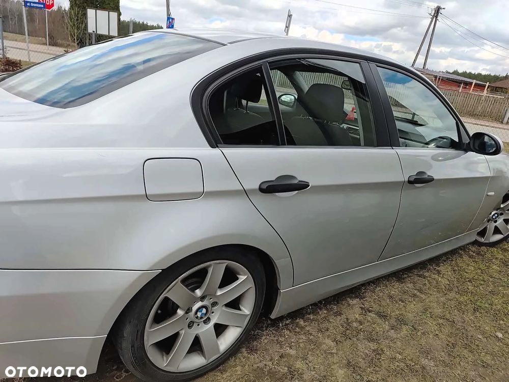 BMW Seria 3 - 12