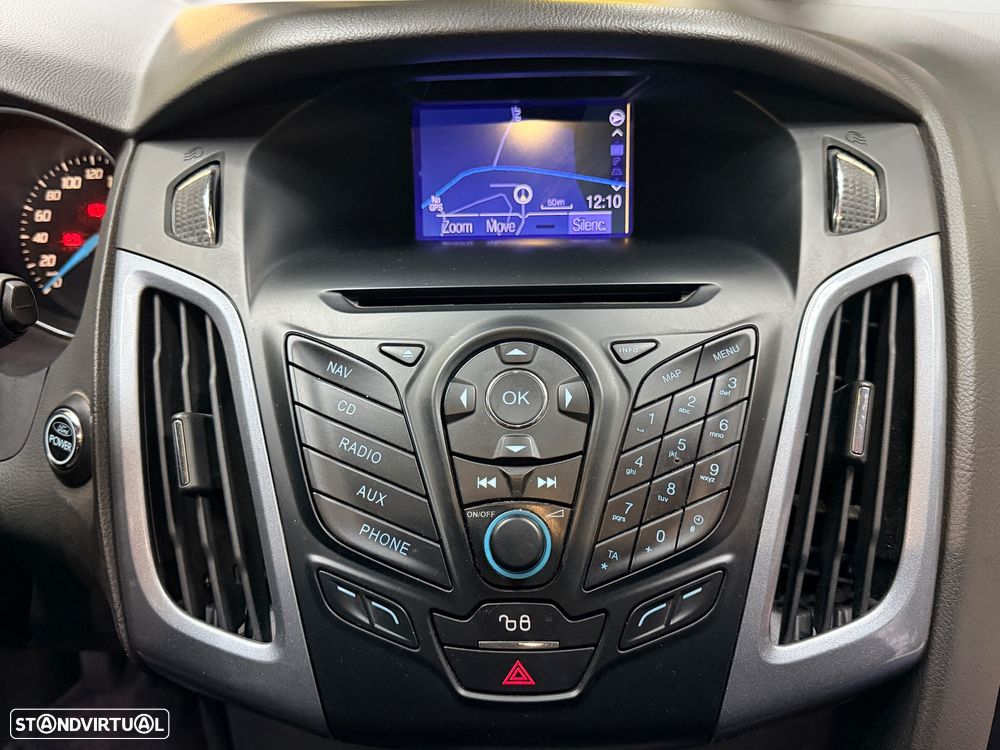 Ford Focus 1.6 TDCi DPF S&S Titanium - 27