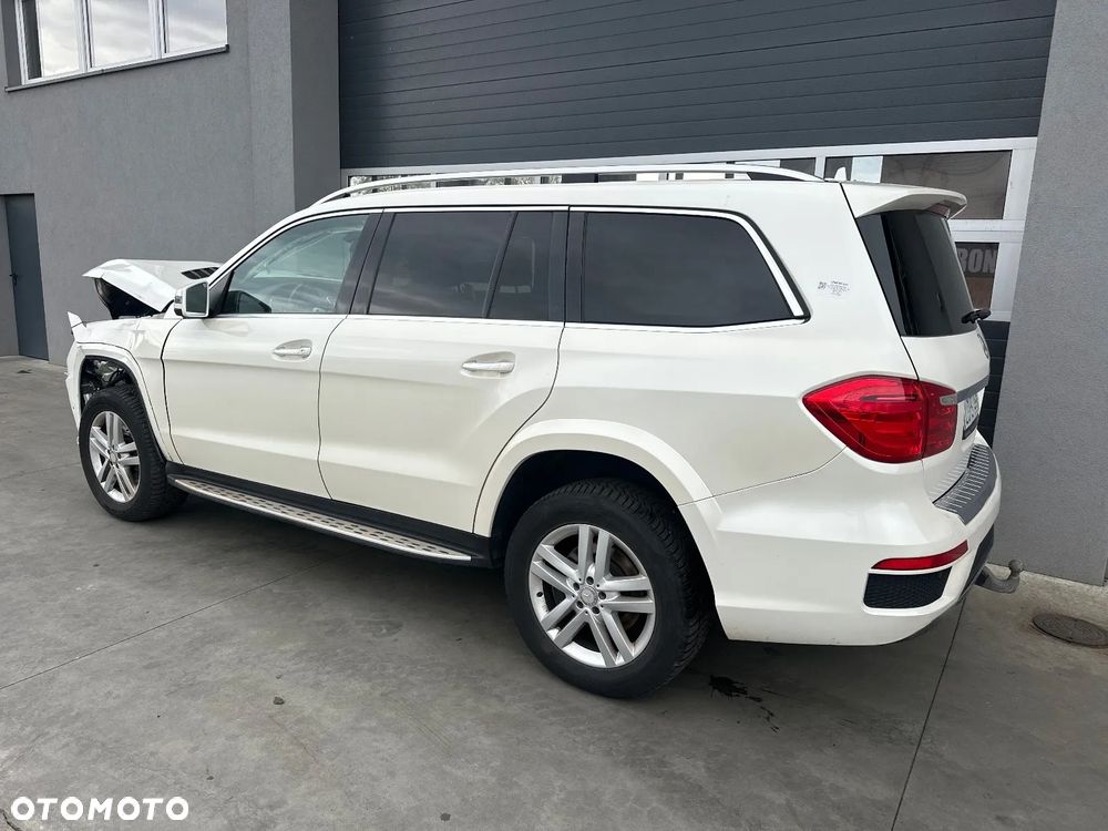 Mercedes-Benz GL - 5