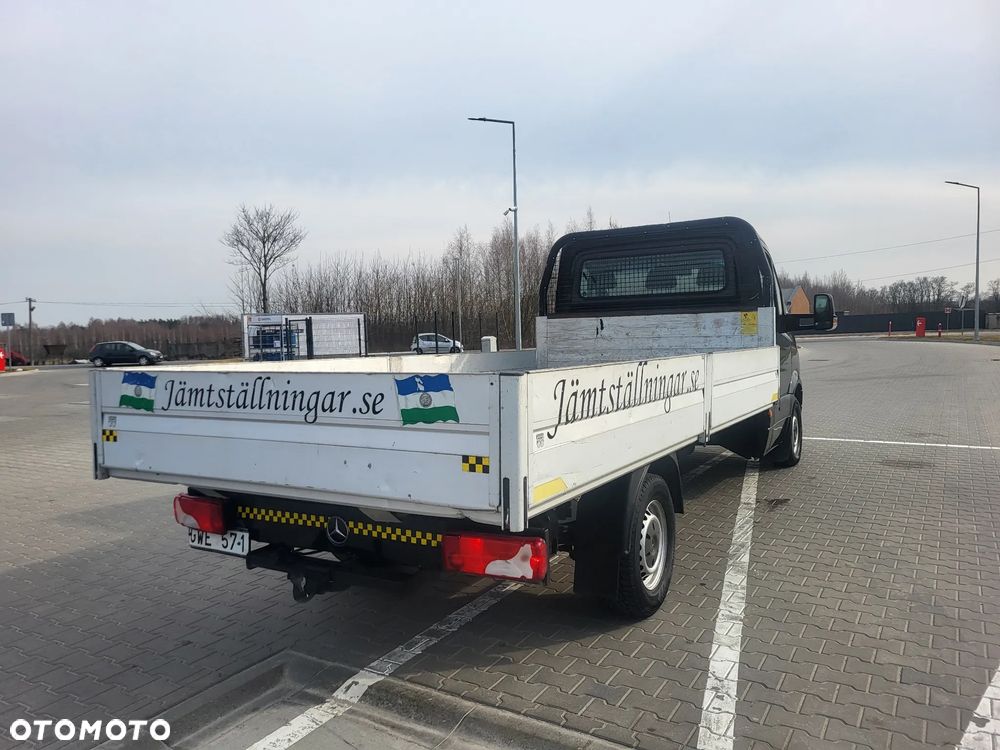 Mercedes-Benz Sprinter - 11