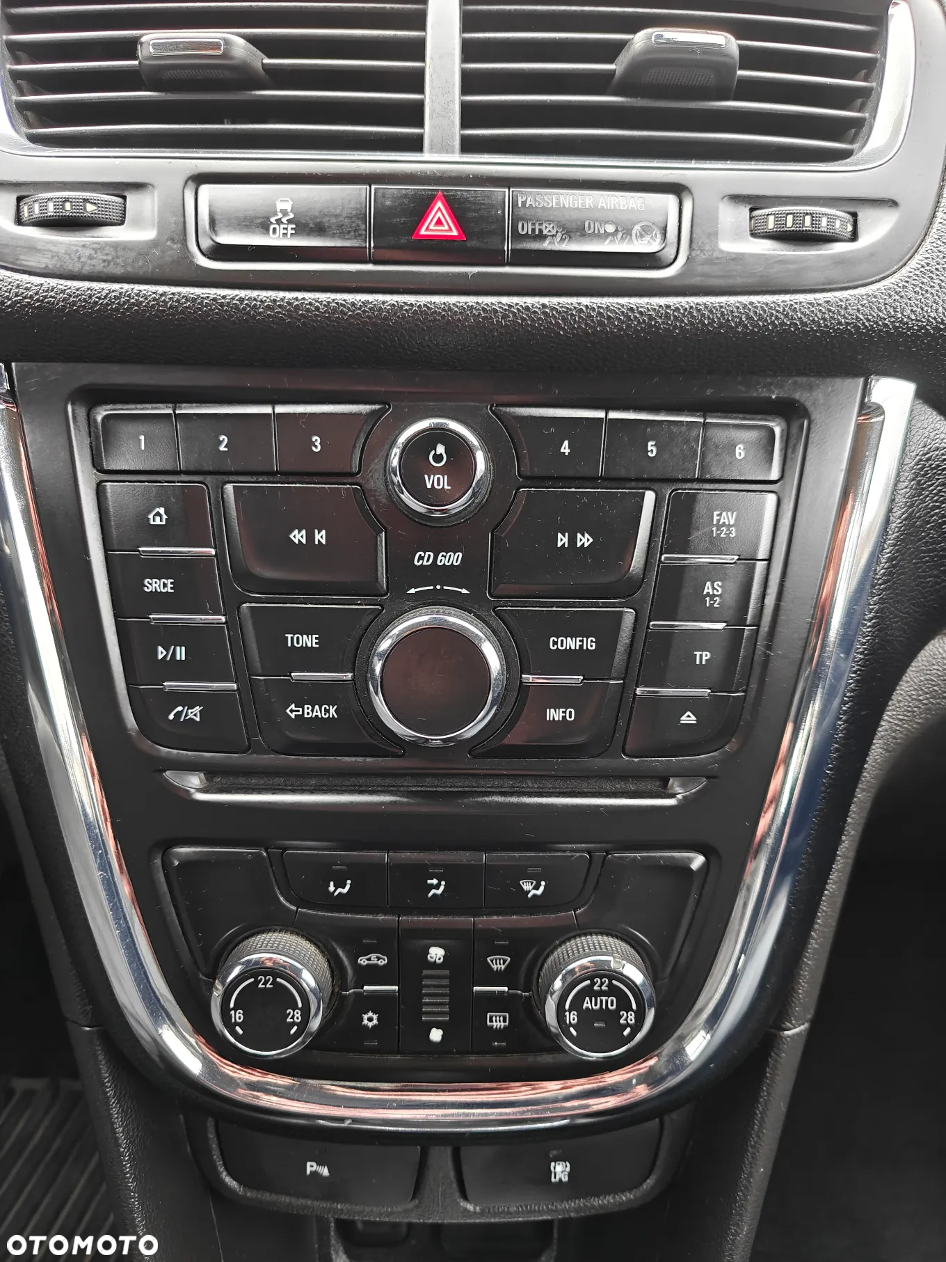 Opel Mokka 1.4 T Cosmo EU6 - 17