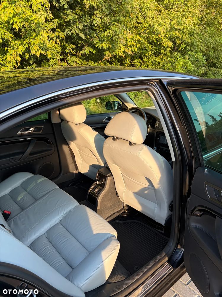 Skoda Superb 2.0 TDI DPF Edition 100 - 10