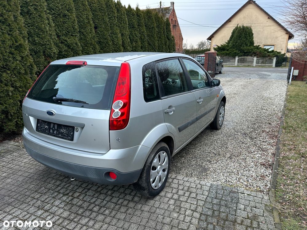 Ford Fiesta - 3