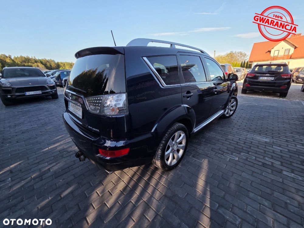 Mitsubishi Outlander - 8