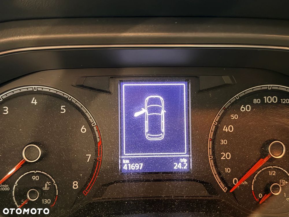Volkswagen T-Roc 1.0 TSI Life - 6