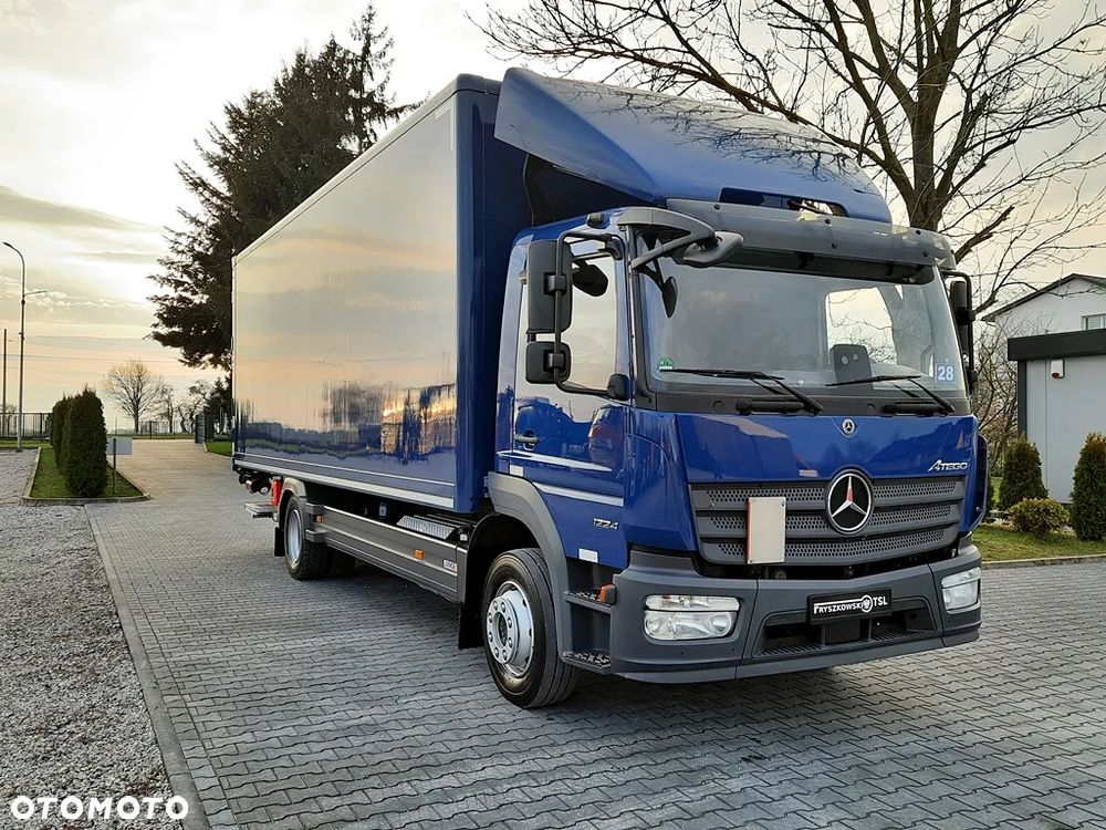Mercedes-Benz ATEGO 1224 / WINDA  DHOLANDIA 1500 KG / KLIMA / PO SERWISACH / - 3
