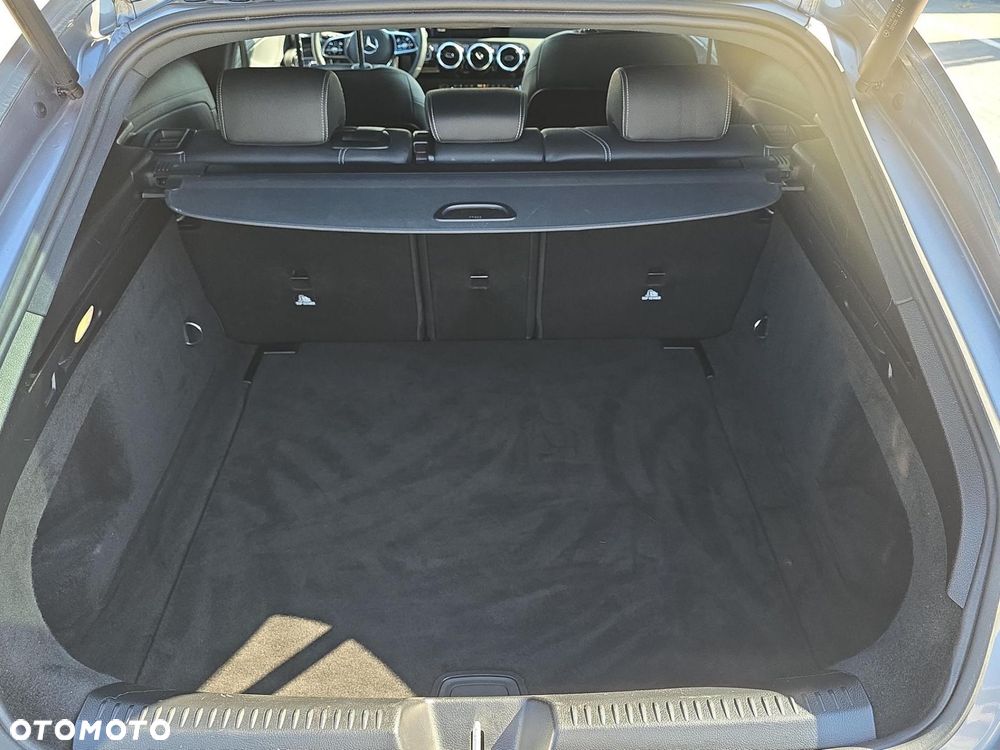 Mercedes-Benz CLA 200 d Progressive 8G-DCT - 10