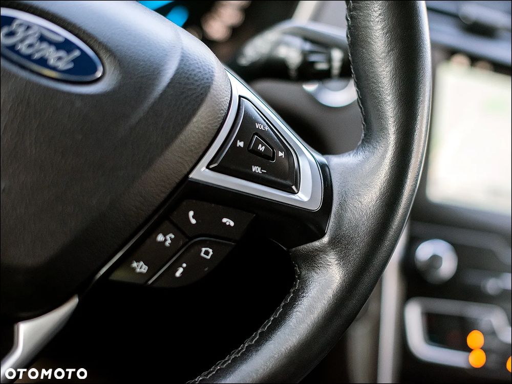 Ford Mondeo - 21