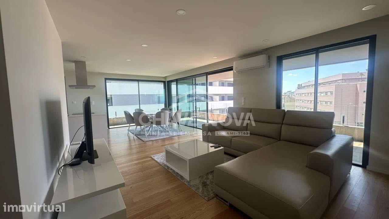 T2 como novo no Plaza Dom Henrique-SD/04662/MH - Grande imagem: 2/13