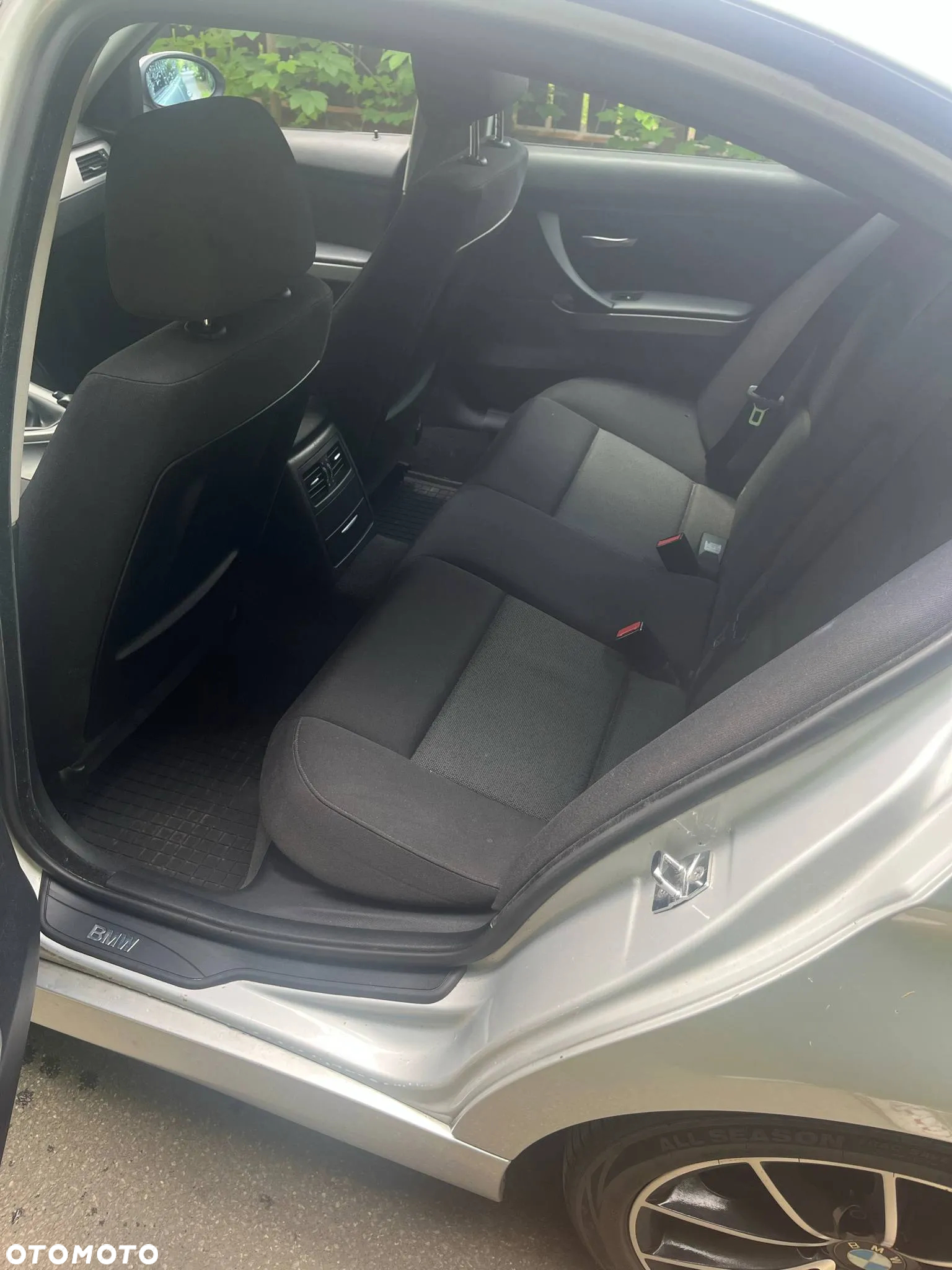 BMW Seria 3 318i - 11