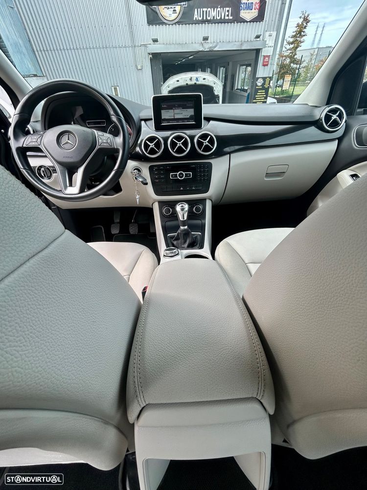 Mercedes-Benz B 180 CDi Urban - 10