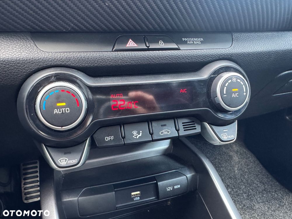 Kia Stonic 1.0 T-GDI OPF Mild Hybrid GT Line - 22