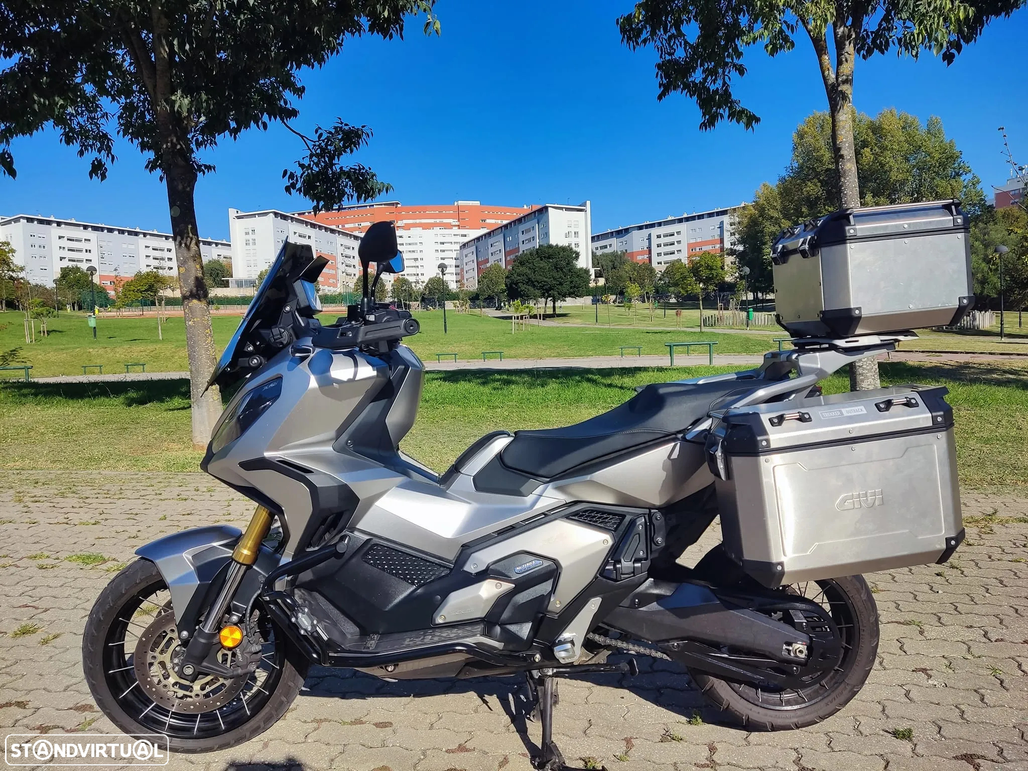Honda X-ADV 750 - 10