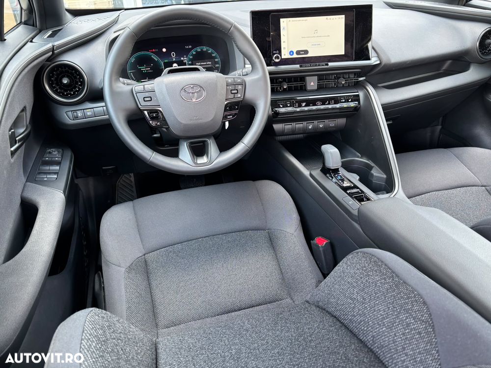 Toyota C-HR 1.8 HEV 140 CP 4x2 CVT Active - 18
