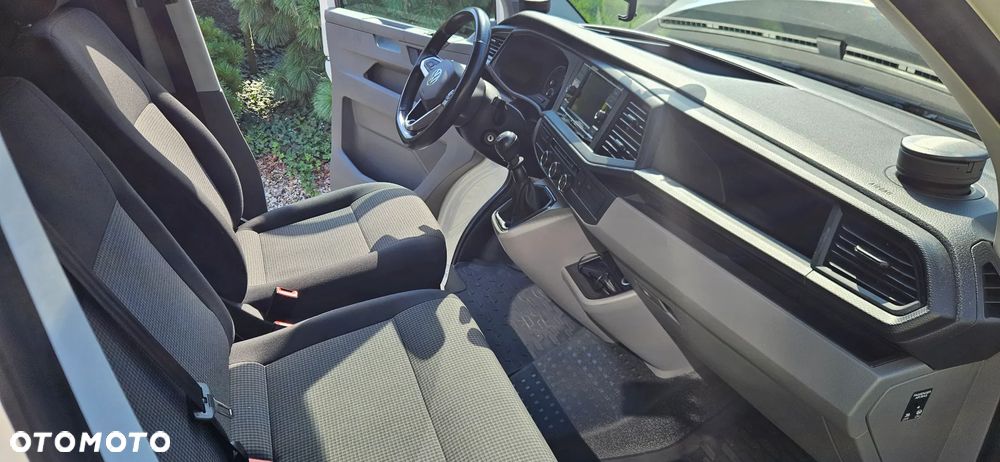 Volkswagen Transporter T6.1 - 14