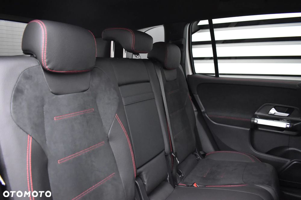 Mercedes-Benz GLB 200 d 4Matic 8G-DCT Edition AMG Line - 19