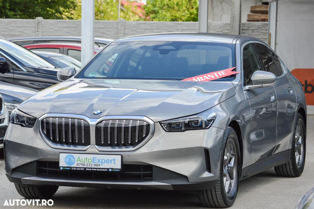 BMW Seria 5 520i AT MHEV - 15