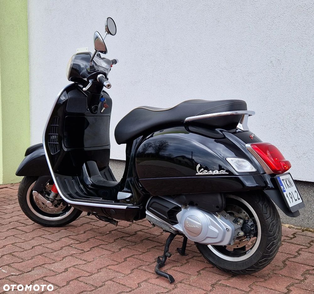 Vespa GTS - 6