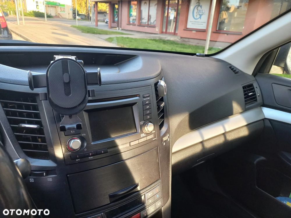 Subaru Legacy 2.0 D Comfort - 9