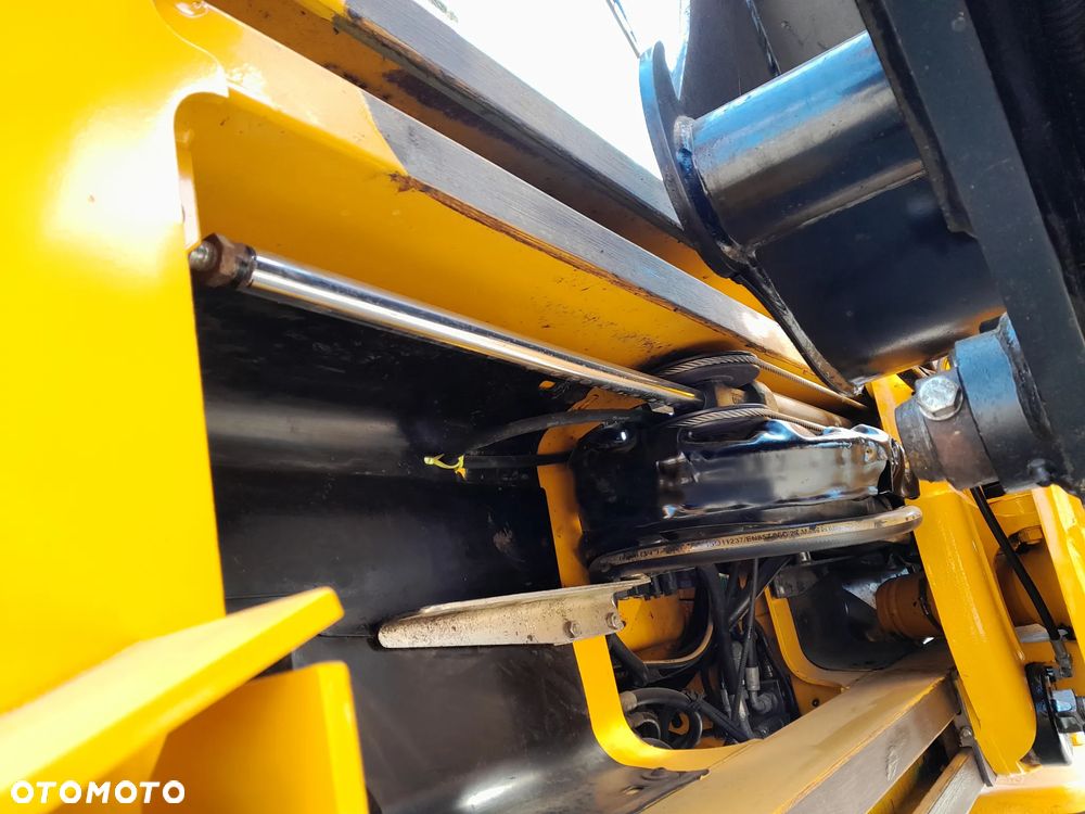JCB 3CX 2019R szybkozłącze przód tył - 15