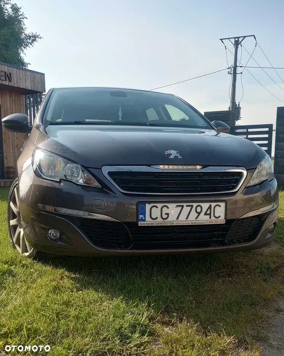 Peugeot 308 - 1