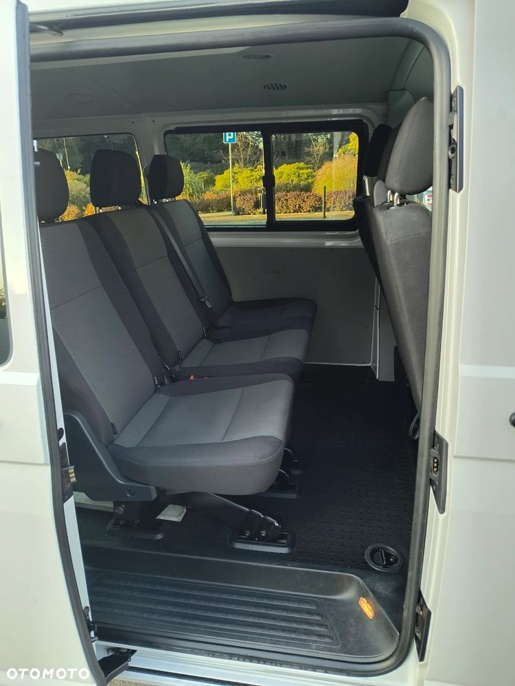 Volkswagen Transporter L1H2 - 5