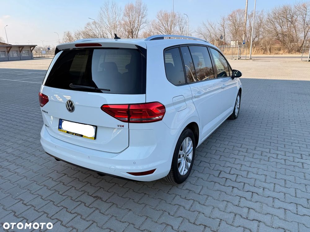 Volkswagen Touran 1.6 TDI SCR (BlueMotion Technology) DSG Trendline - 6