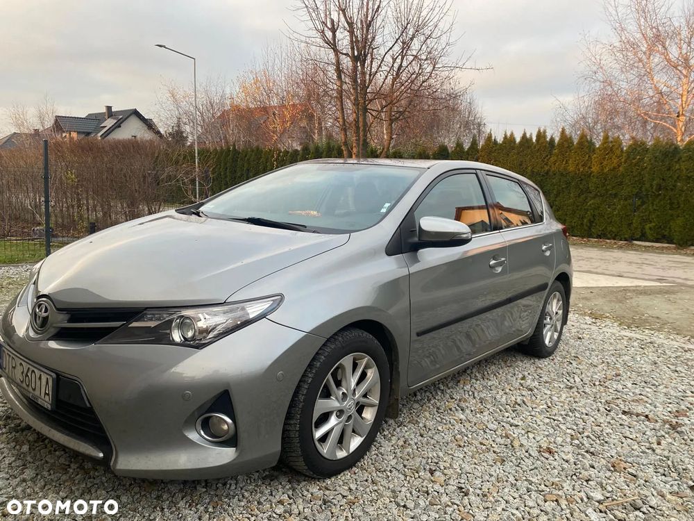 Toyota Auris 1.4 D-4D Premium - 6