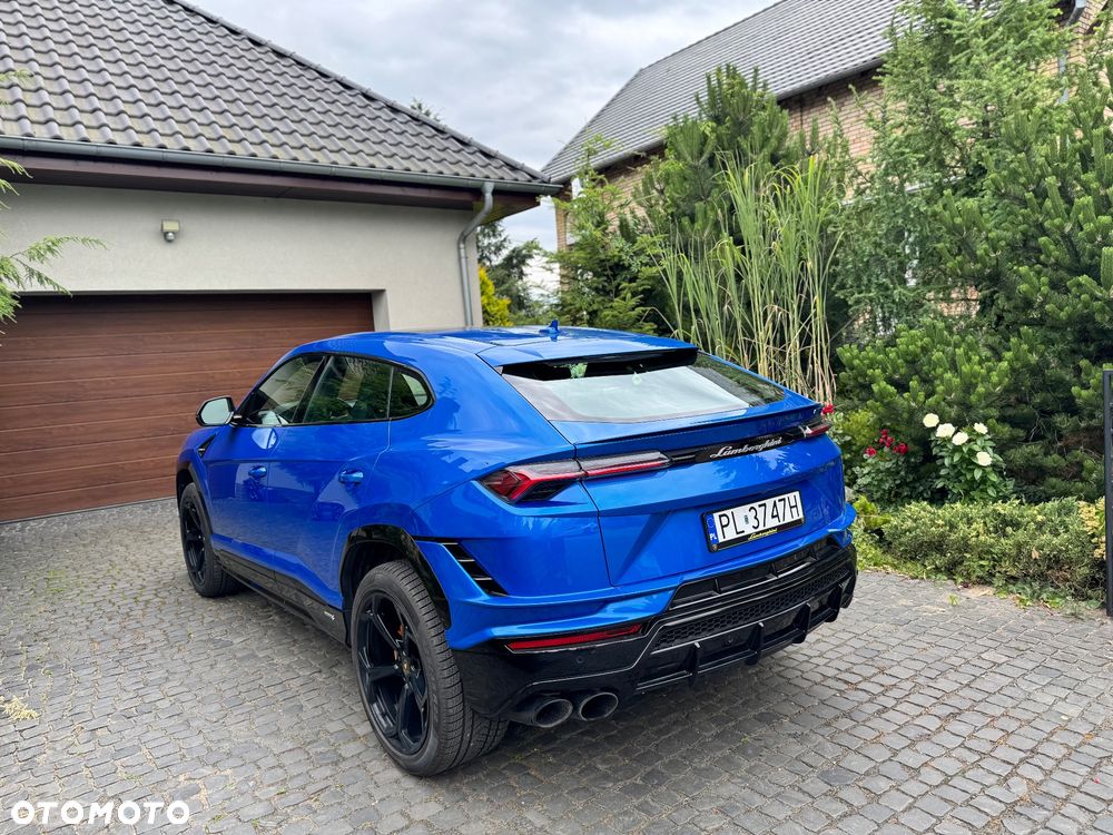 Lamborghini Urus - 8