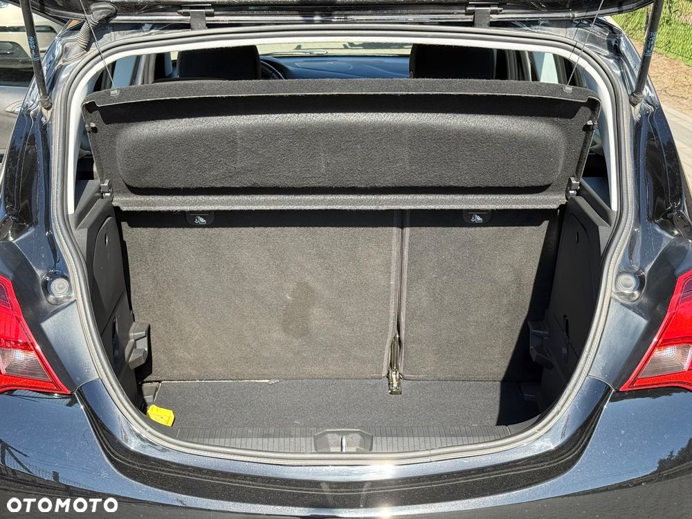 Opel Corsa 1.4 T Cosmo S&S - 13