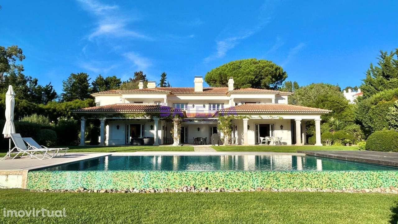 Classic Villa in Quinta Patiño - Grande imagem: 2/50