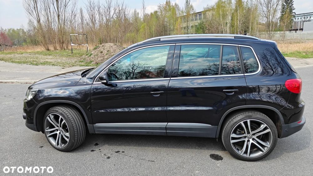 Volkswagen Tiguan 2.0 TDI DPF 4Motion BlueMotion Technology DSG Exclusive - 10