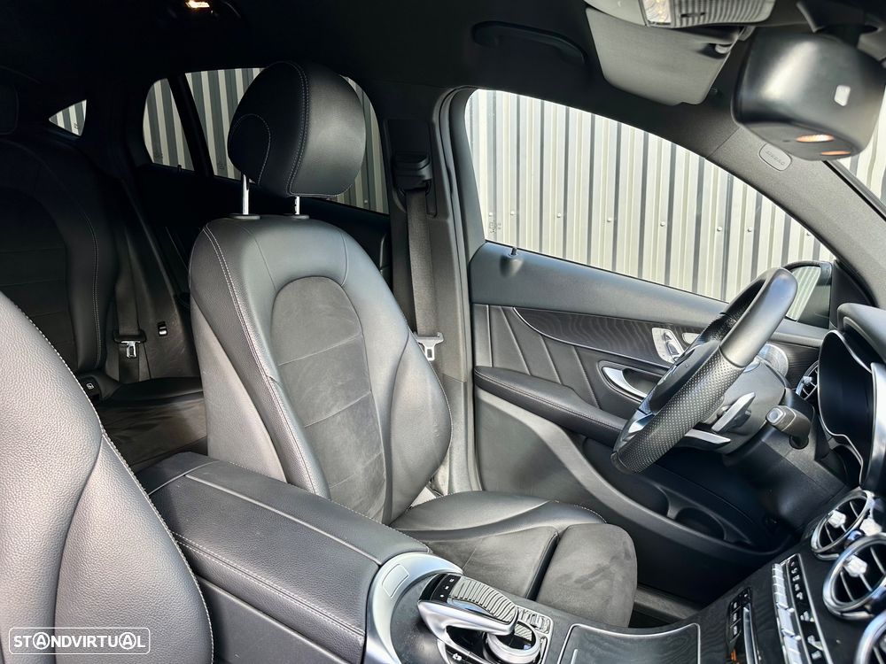 Mercedes-Benz GLC 300 e Coupe 4Matic 9G-TRONIC AMG Line - 44