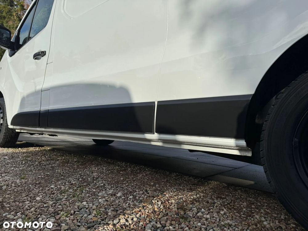 Nissan NV300 LONG BIAŁY - 21