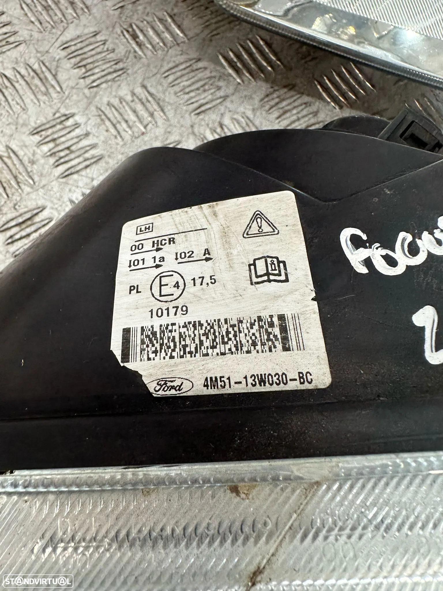 .Conjunto Oticas Farois Frente Frontal Esquerda Direita Ford Focus 2 Mk2 Fase 1 4M51-13W030-BC 4M51-13W030-BC - 15