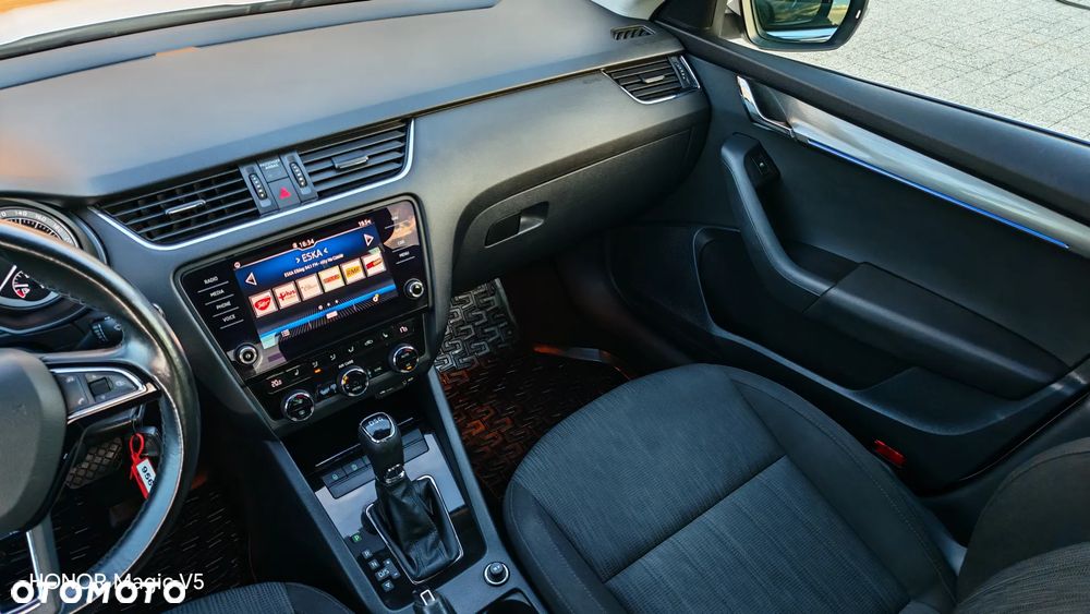 Skoda Octavia 1.4 TSI Edition DSG - 24