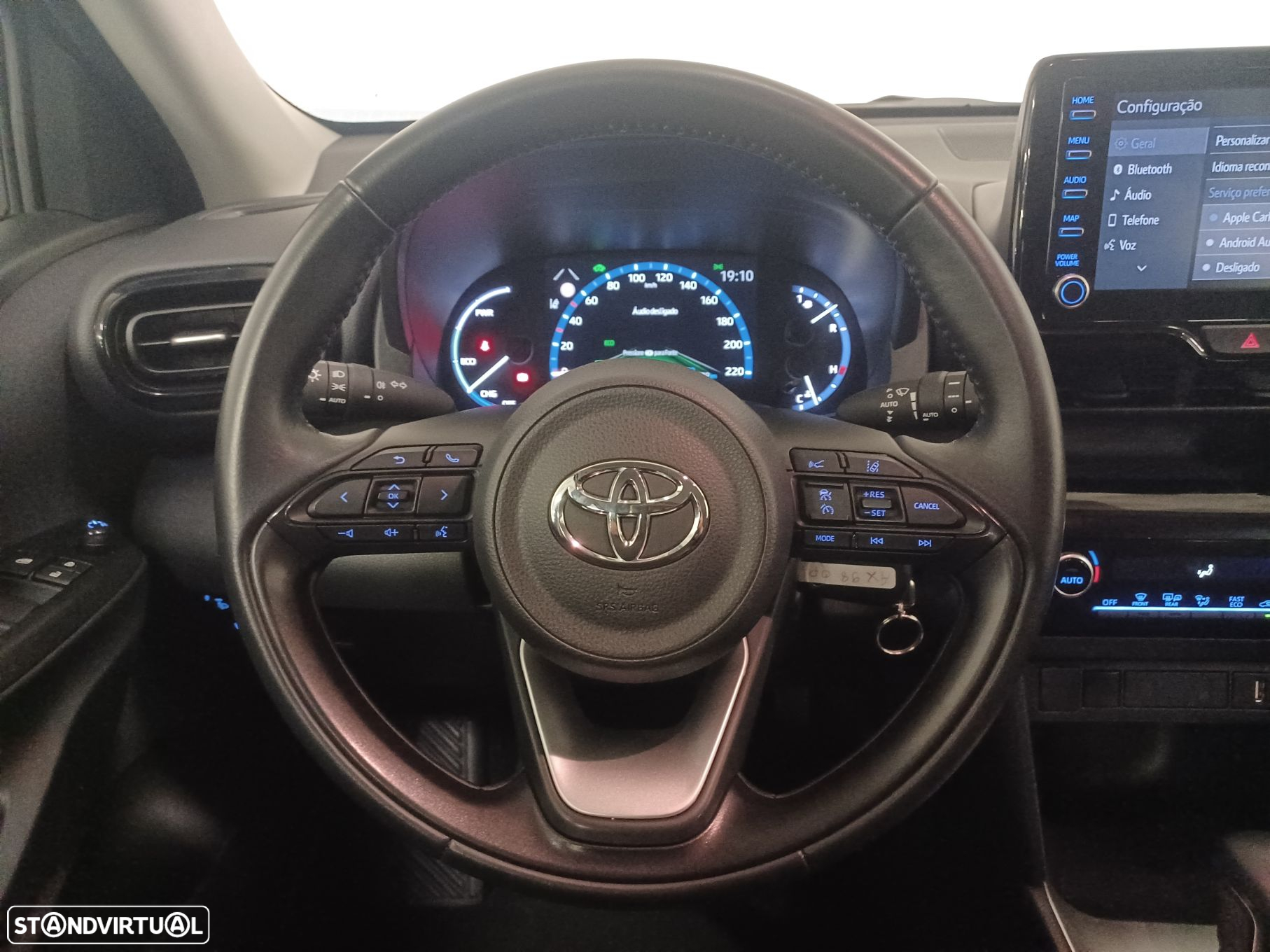 Toyota Yaris Cross - 13