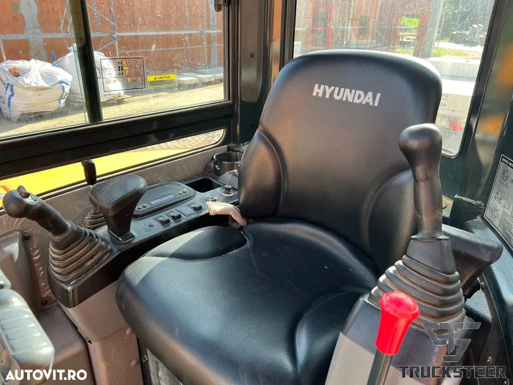 Hyundai R25Z-9AK - 8