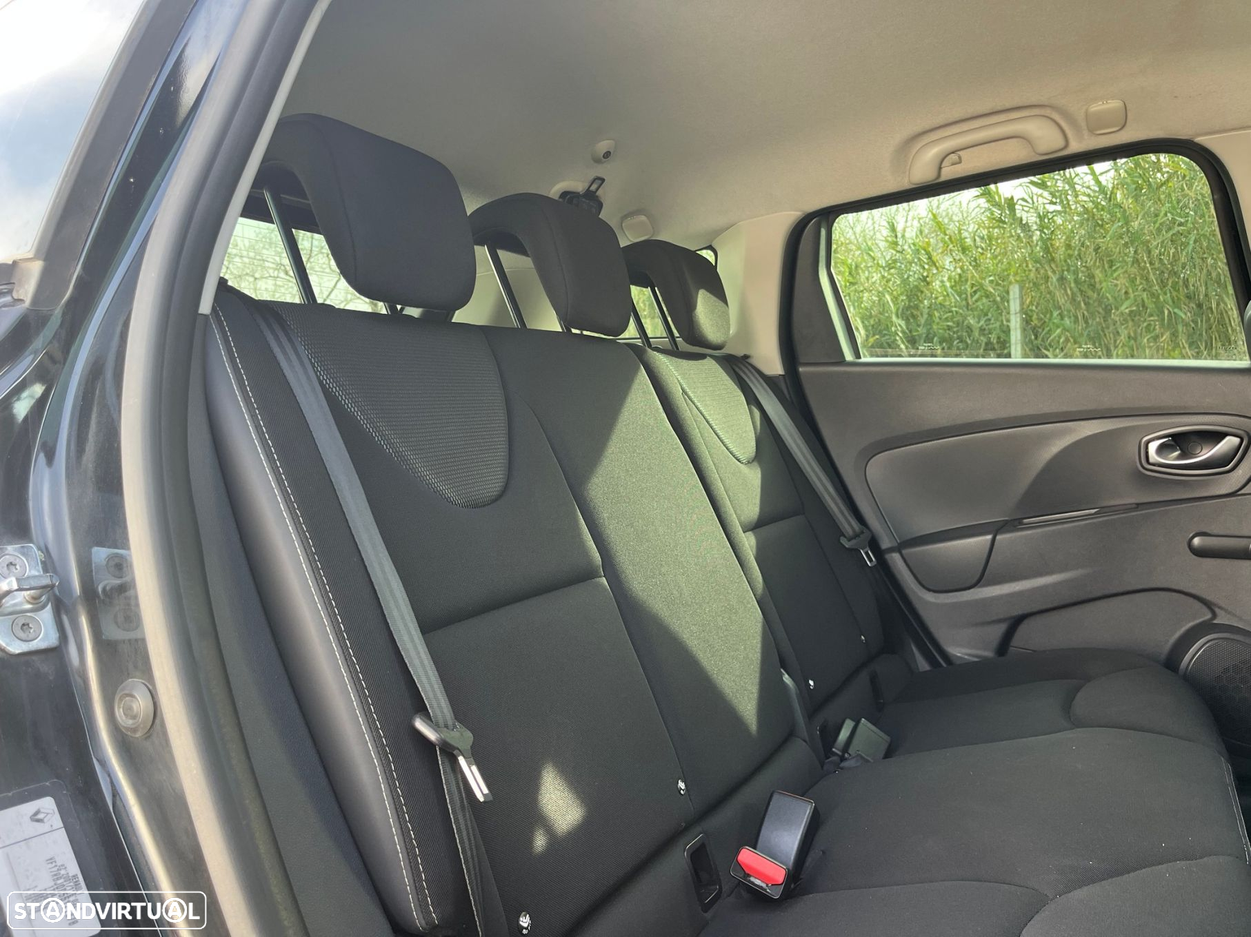 Renault Clio Sport Tourer 1.5 dCi Dynamique S EDC - 22